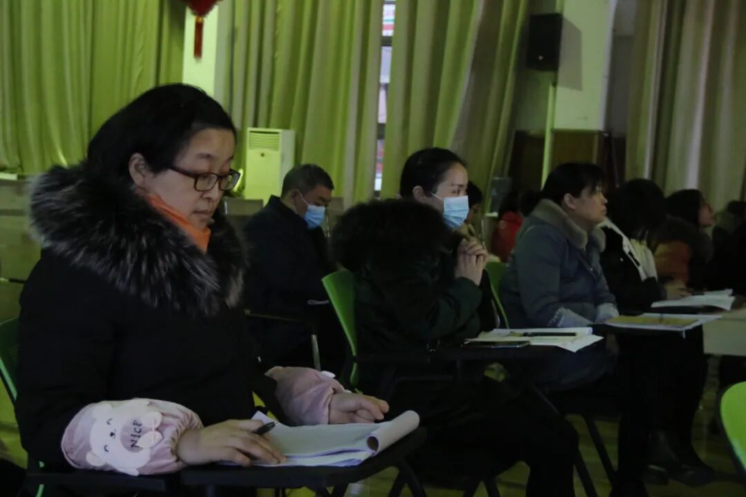 【火一动态】从教学质量监测看语文/数学教学走向  |  五年级语文/数学教师专项培训