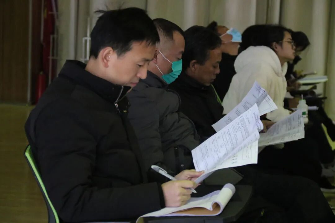 【火一动态】从教学质量监测看语文/数学教学走向  |  五年级语文/数学教师专项培训