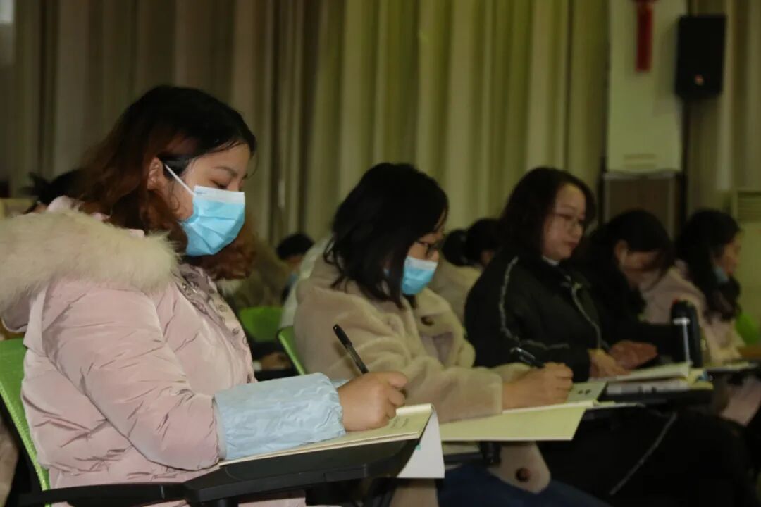 【火一动态】从教学质量监测看语文/数学教学走向  |  五年级语文/数学教师专项培训