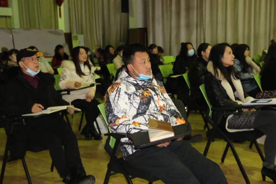 【火一动态】共研复习策略  提升复习效率｜第二十六期教师论坛