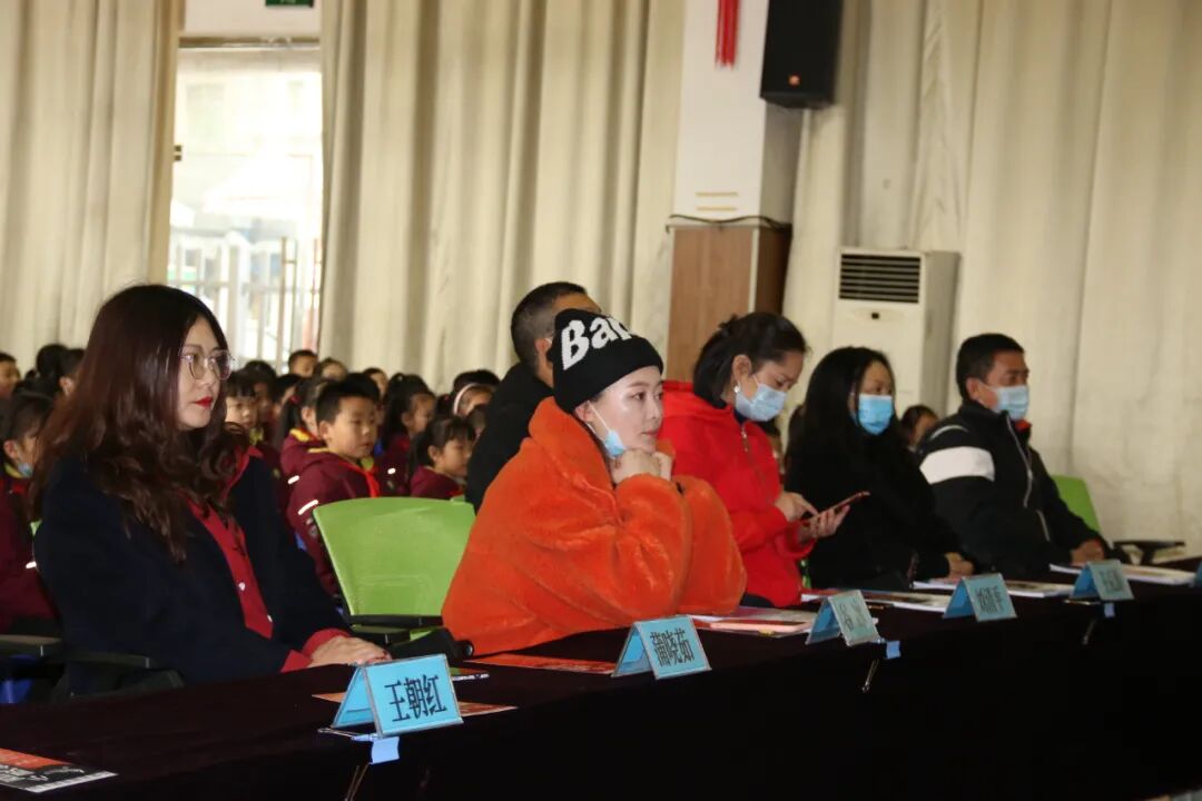【火一动态】火炬一小“小百灵”童声合唱团顺利通过“绵阳市优秀学生艺术团”评审验收