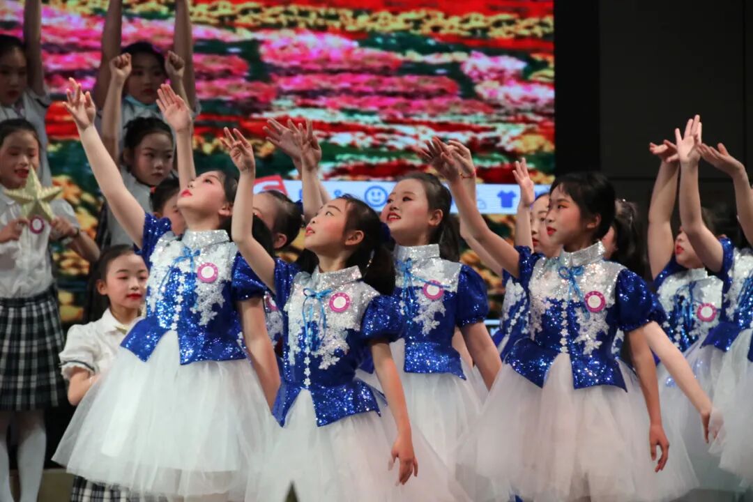 【火一动态】火炬一小“小百灵”童声合唱团顺利通过“绵阳市优秀学生艺术团”评审验收