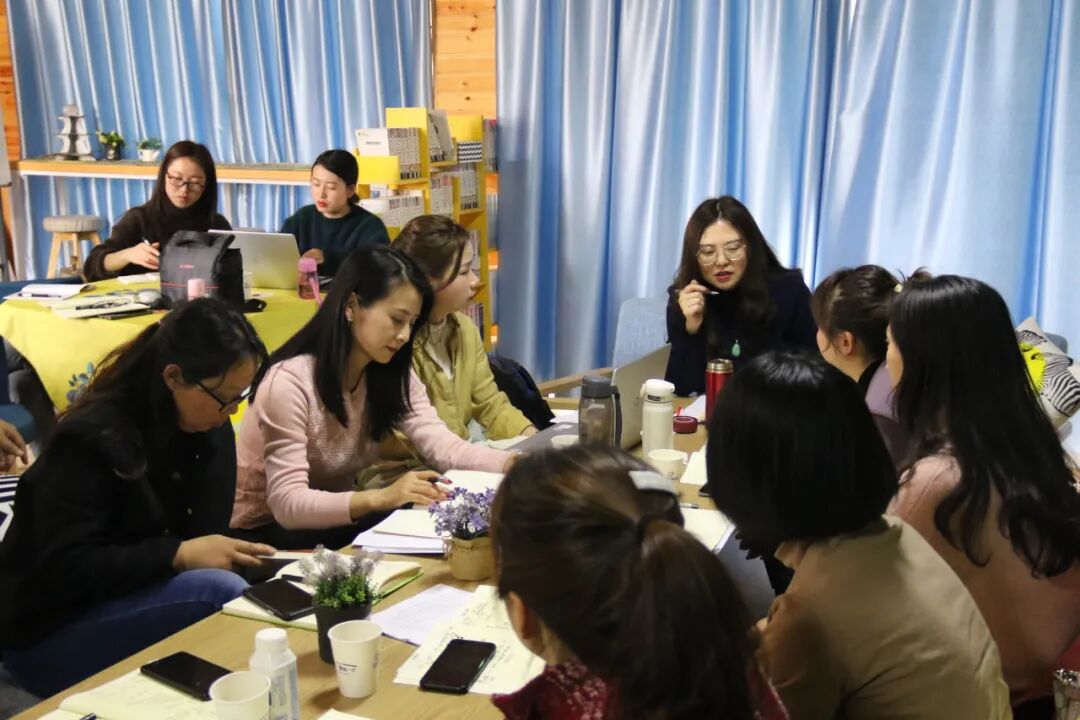 【火一开学季】解码管理基因，增强团队合力||火炬一小管理团队开学工作会
