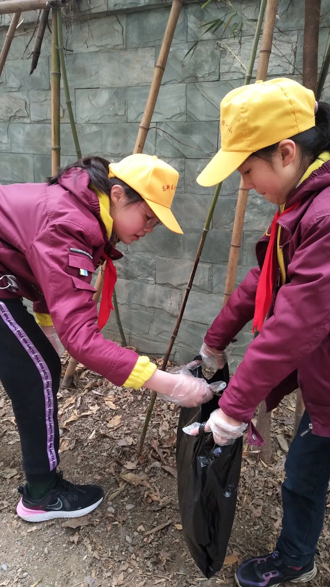 【火一动态】雷锋就是你我他||学雷锋 树新风 文明礼貌月系列活动