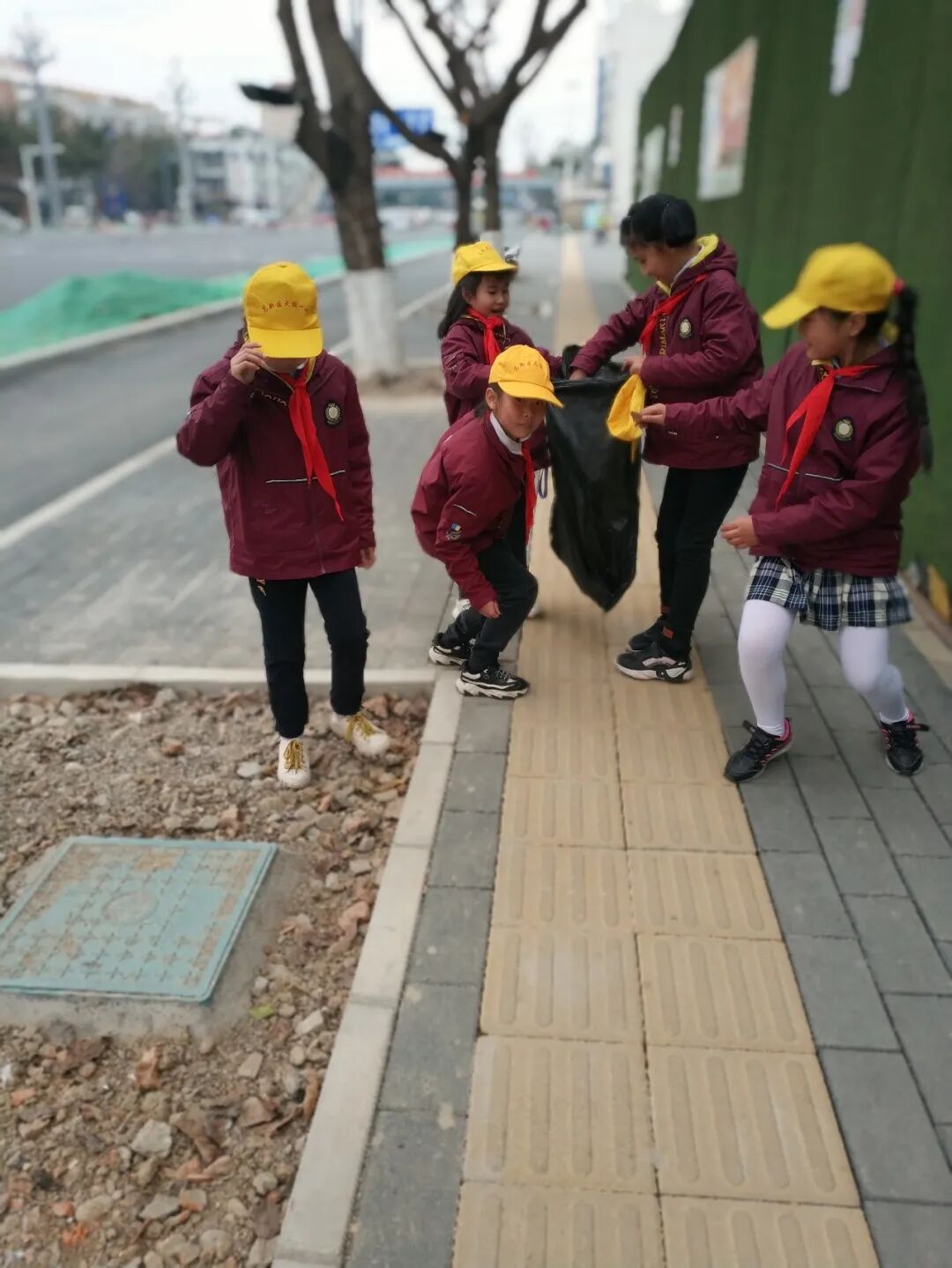 【火一动态】雷锋就是你我他||学雷锋 树新风 文明礼貌月系列活动