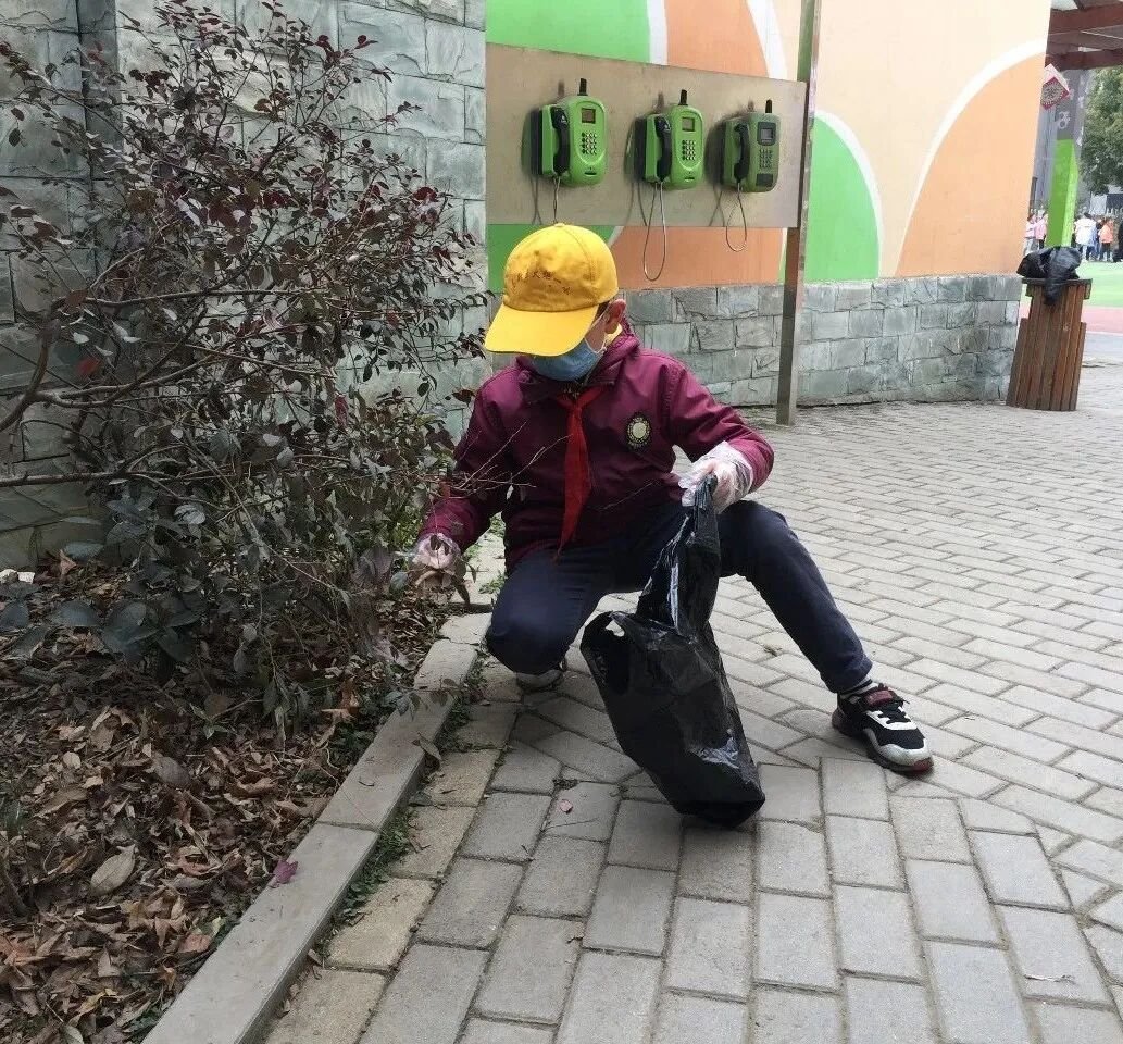 【火一动态】雷锋就是你我他||学雷锋 树新风 文明礼貌月系列活动