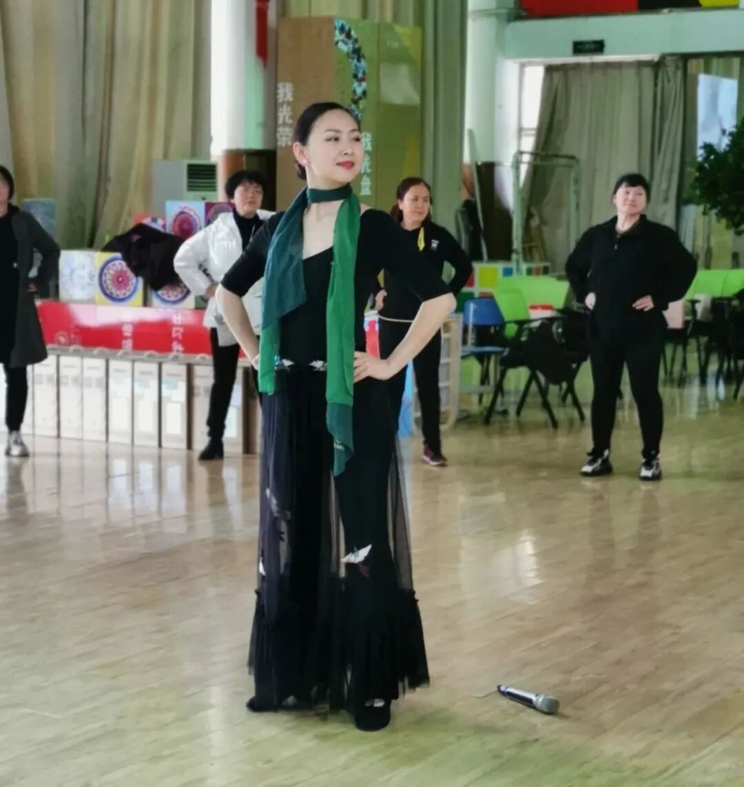 【火一动态】美丽如你  优雅如你  知性如你 丨火炬一小三八节致敬女神活动