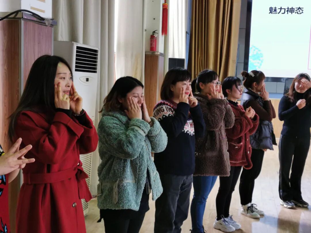 【火一动态】美丽如你  优雅如你  知性如你 丨火炬一小三八节致敬女神活动