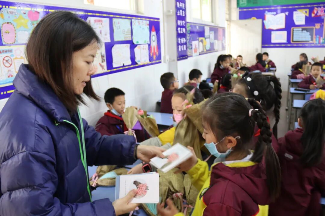 【火一动态】美丽如你  优雅如你  知性如你 丨火炬一小三八节致敬女神活动