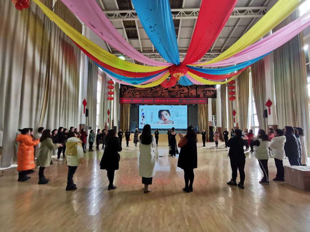 【火一动态】美丽如你  优雅如你  知性如你 丨火炬一小三八节致敬女神活动