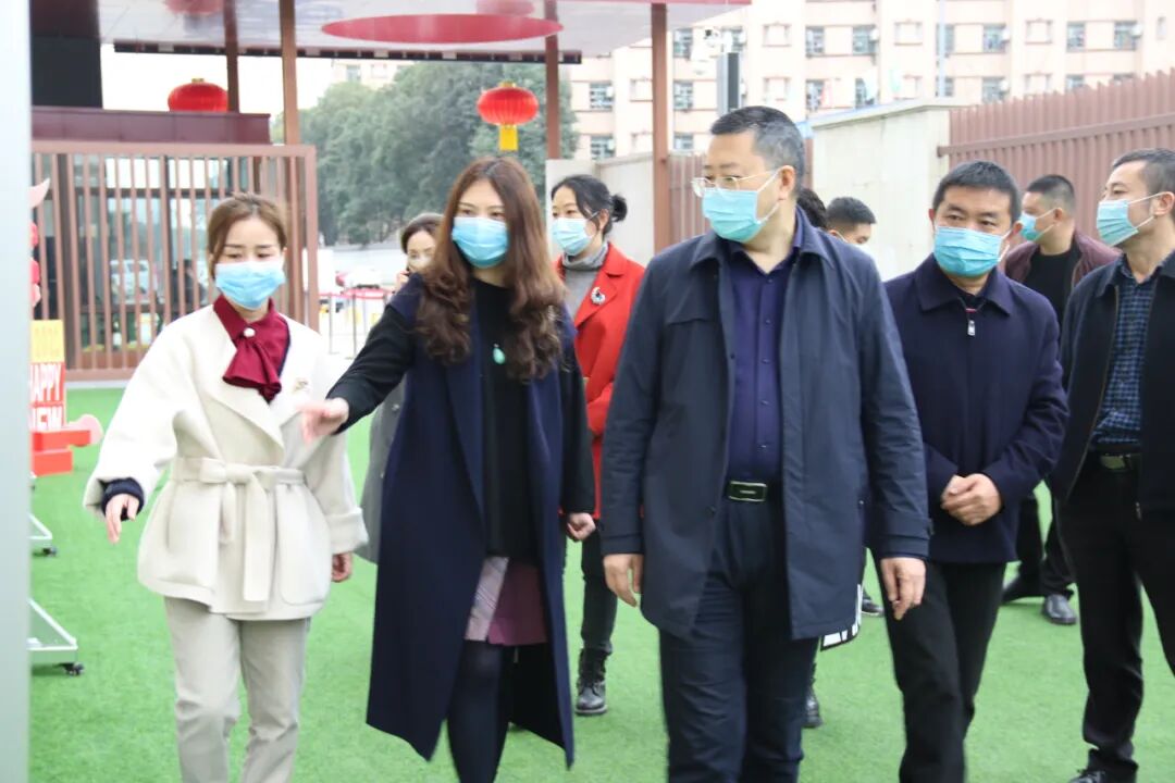 【一幼动态】绵阳市教体局局长胡东调研火炬一幼