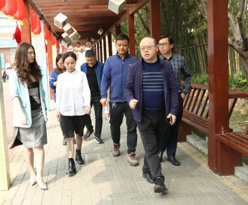 【火一动态】绵阳电教馆吴明友馆长一行调研我校信息化建设情况