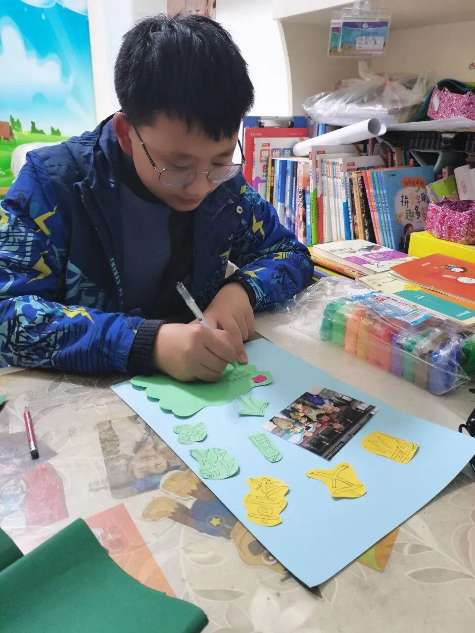 【火一班主任节2】您是我眼里最美的风景|第八届班主任节之六年级组学生DIY纪念册篇