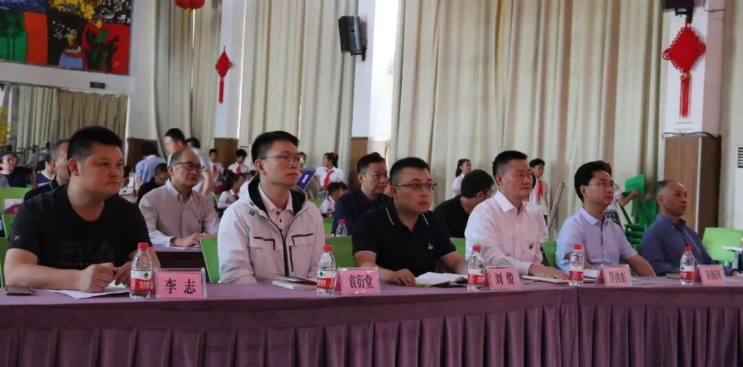 【火一喜报】我校选手第七次摘得绵阳市中小学生演讲总决赛冠军