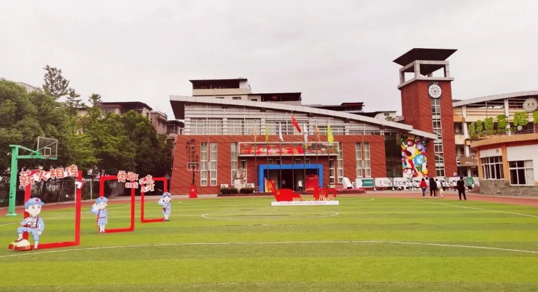 【火一喜报】我校选手第七次摘得绵阳市中小学生演讲总决赛冠军