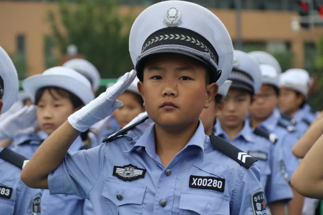 【火一动态】阳光下成长，幸福中绽放|| 线艺工作坊·儿童歌舞剧·小交警方阵亮相绵阳高新区第十届中小学生艺术汇演活动