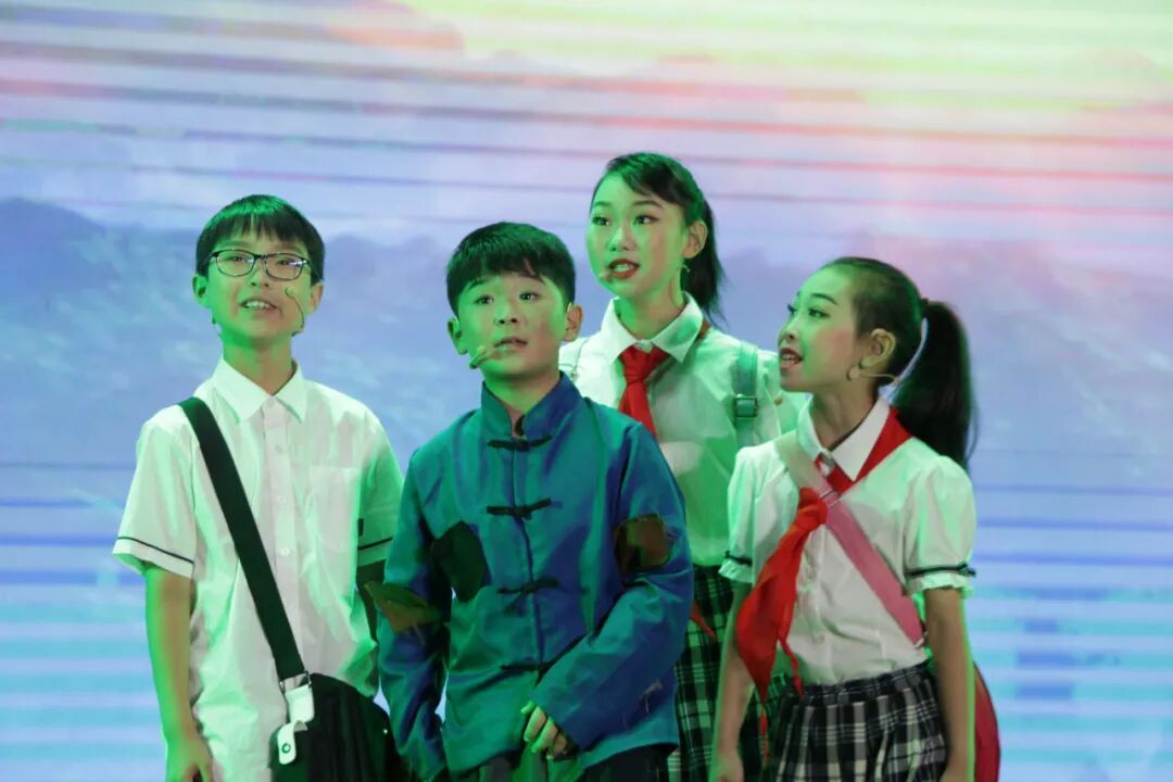 【火一动态】阳光下成长，幸福中绽放|| 线艺工作坊·儿童歌舞剧·小交警方阵亮相绵阳高新区第十届中小学生艺术汇演活动