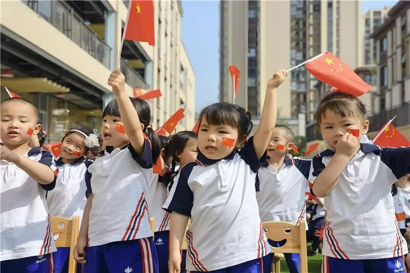 【一幼动态】不一样的六一，我们用快乐向党献礼