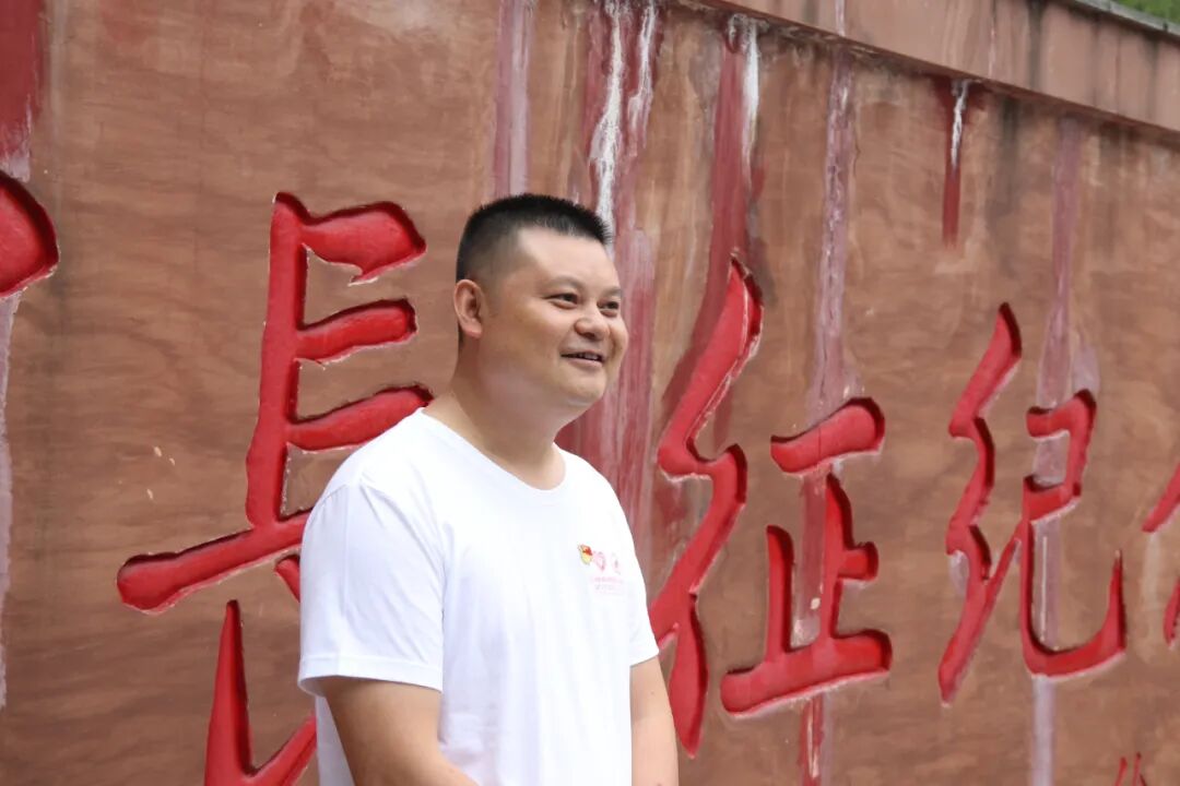 火一·献礼建党百年|“追溯红色记忆 走好新时代长征路”火炬一小党支部开展“七一”建党节主题党日活动