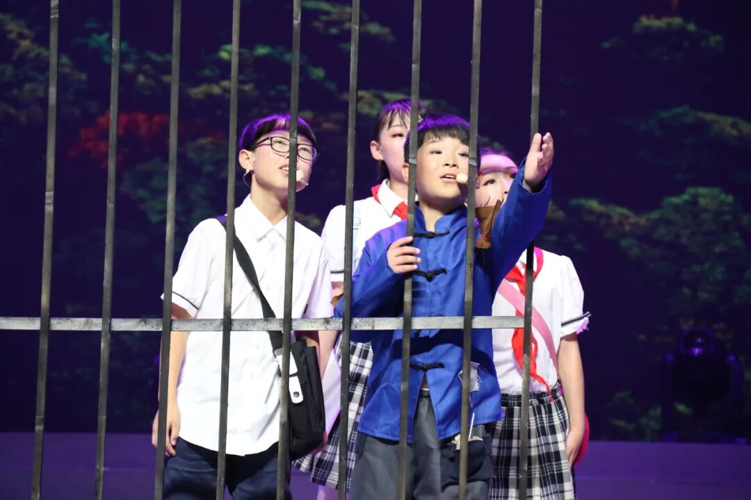 【火一喜讯】我校儿童歌舞剧荣登绵阳市第十届中小学生艺术节综合汇演舞台