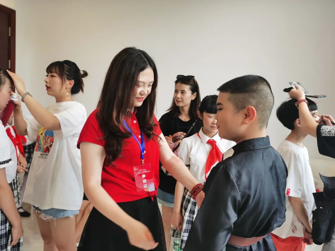 【火一喜讯】我校儿童歌舞剧荣登绵阳市第十届中小学生艺术节综合汇演舞台