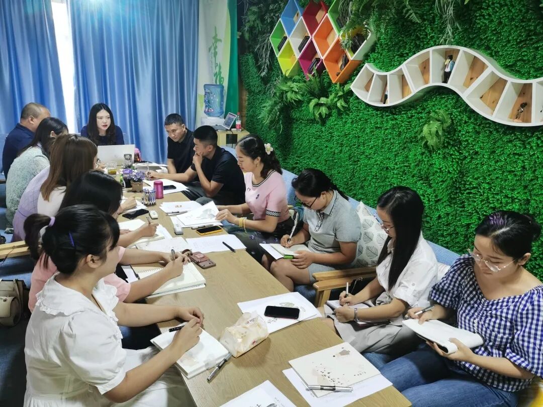 火一开学季丨凝心聚力 向高品质学校前进丨2021年秋教师分层系列培训