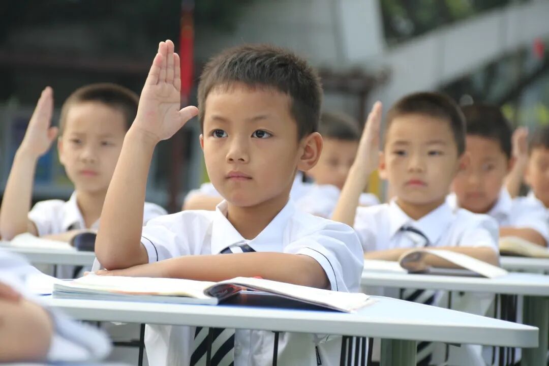 【火一动态】夯实常规启心智 赓续精神树品格|一年级新生文明养成教育展示活动