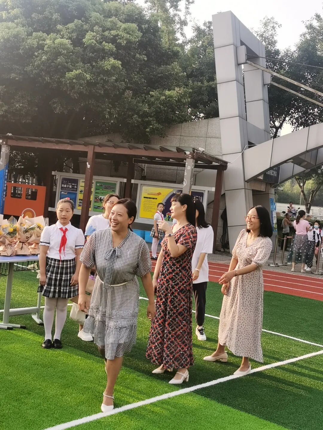 【火一动态】星教师，向阳而生 ——火炬一小庆祝教师节系列活动