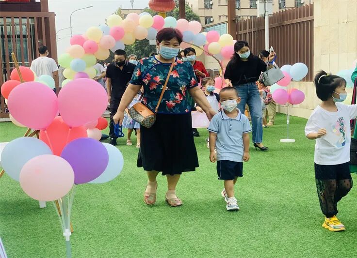 【一幼动态】从“心”开始,共筑成长|火炬一幼新学期开学记
