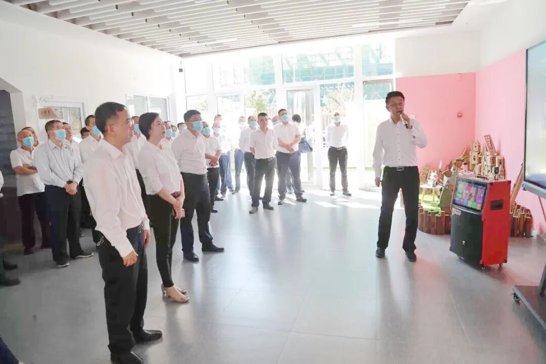 【一幼动态】高新区召开“改革开放突破年”工作推进会/区党工委书记谭岗一行莅临火炬一幼现场调研