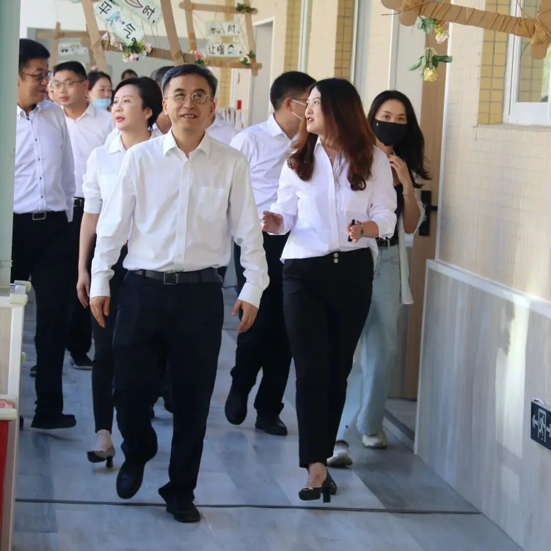 【一幼动态】高新区召开“改革开放突破年”工作推进会/区党工委书记谭岗一行莅临火炬一幼现场调研