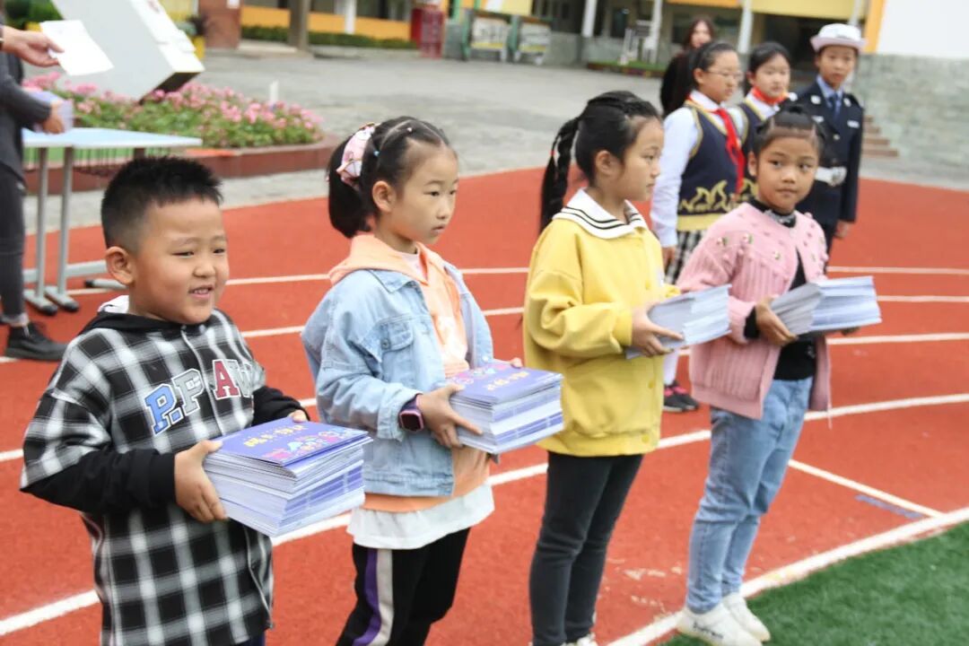 【火一动态】学生发展性评价推进暨《学生成长集星册》发布会 | 启动仪式