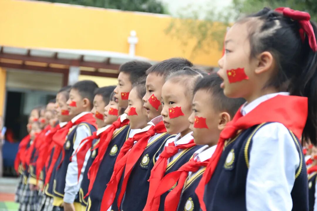 【火一动态】火炬一小少先队检阅式|第72个少先队建队日活动
