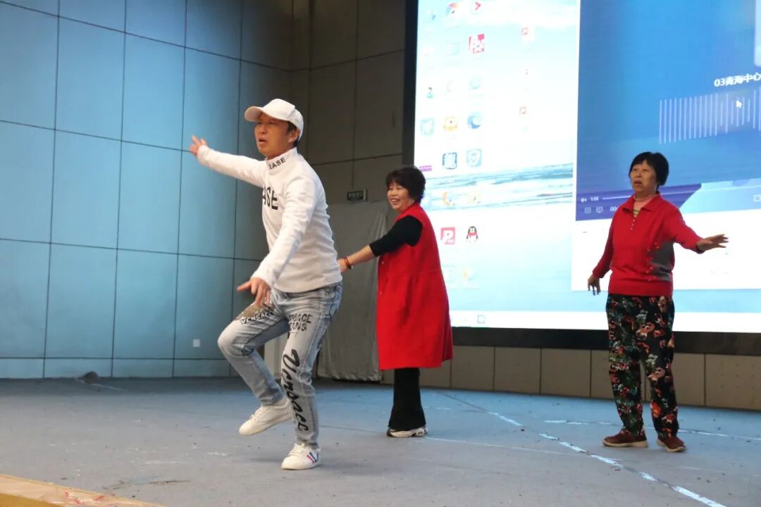 【火一动态】不忘教育初心,赓续敬老之情|火炬一小2021年重阳节活动