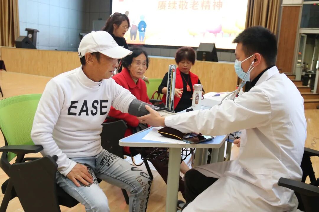 【火一动态】不忘教育初心,赓续敬老之情|火炬一小2021年重阳节活动