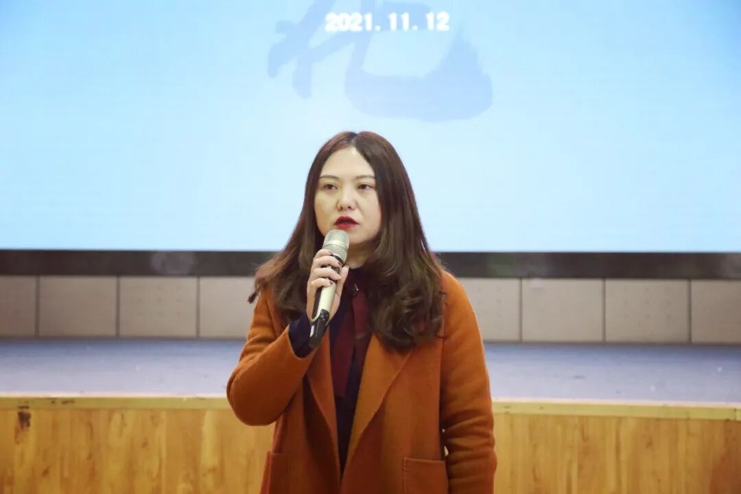 【火一动态】聚焦班级文化   浸润生命发展|第28期教师论坛