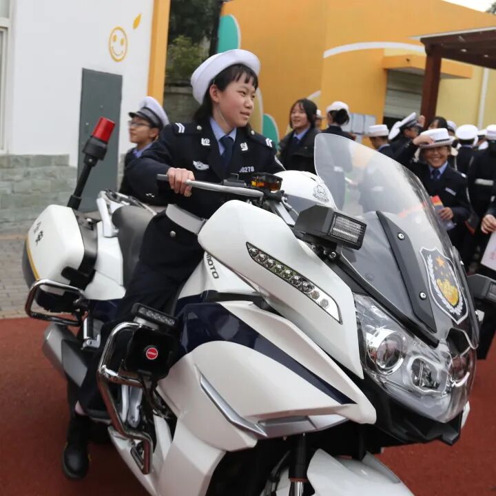 【火一动态】守法规知礼让  安全文明出行|火炬一小“12.2”交通安全日系列主题活动