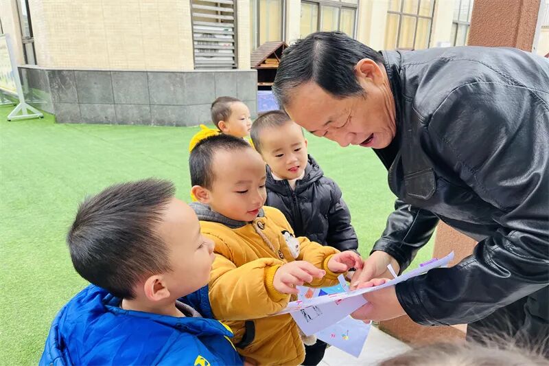 【一幼动态】“圾”中生智| 当垃圾分类遇上一幼娃