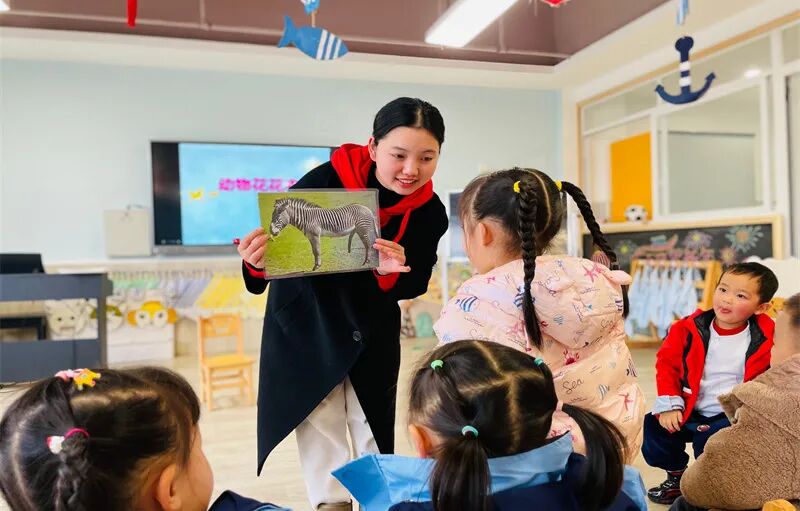 【一幼动态】以听促教，以研提效 | 火炬一幼教师公开课观摩活动