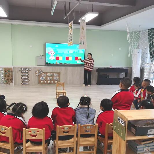 【一幼动态】以听促教，以研提效 | 火炬一幼教师公开课观摩活动