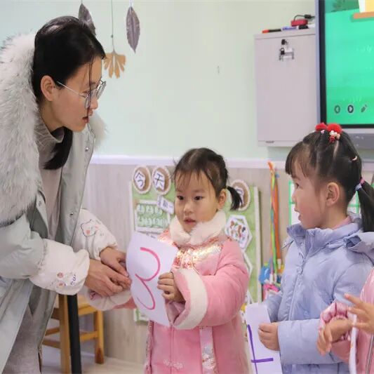 【一幼动态】以听促教，以研提效 | 火炬一幼教师公开课观摩活动