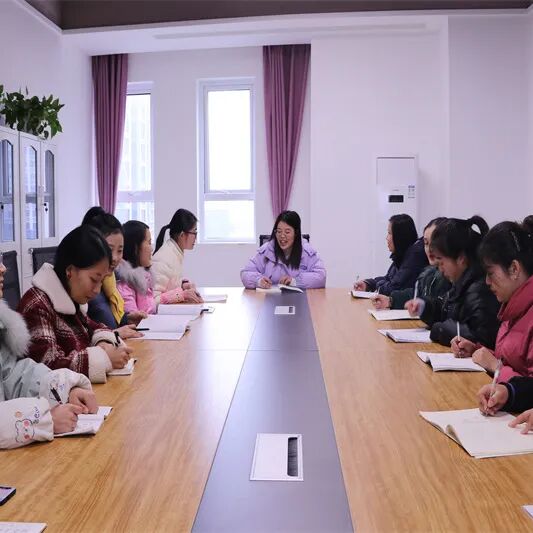 【一幼动态】以听促教，以研提效 | 火炬一幼教师公开课观摩活动