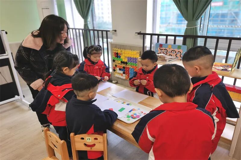 【一幼动态】以听促教，以研提效 | 火炬一幼教师公开课观摩活动
