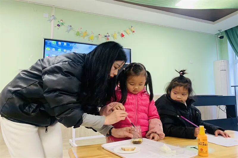 【一幼动态】以听促教，以研提效 | 火炬一幼教师公开课观摩活动