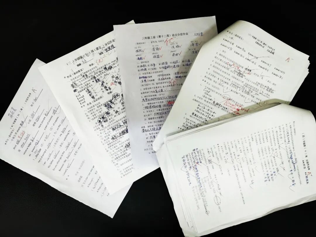 火炬一小2021年校园十大新闻 | 足迹·幸福