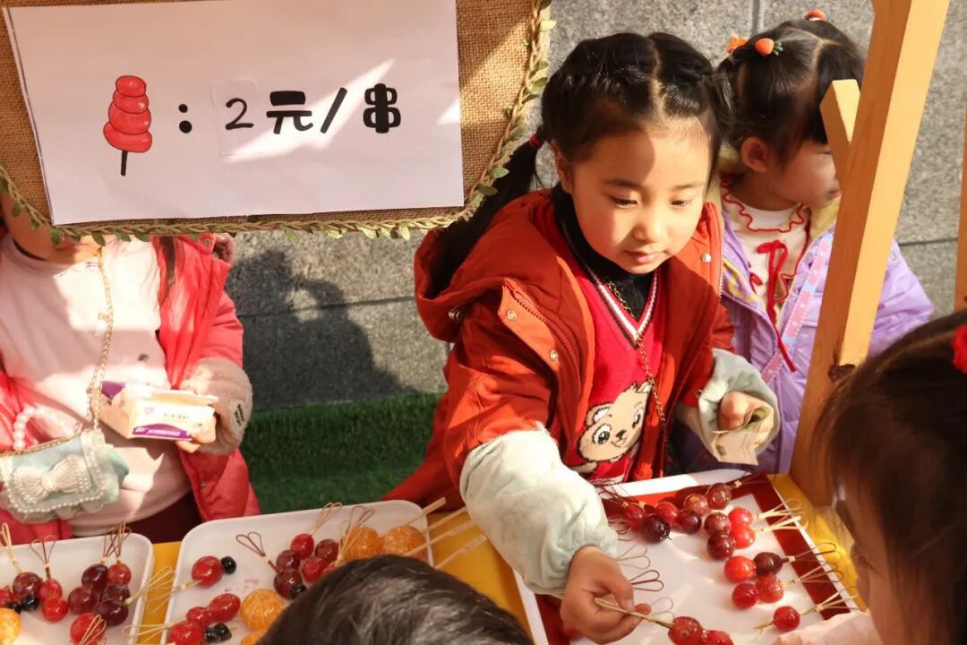 火炬一小2021年校园十大新闻 | 足迹·幸福