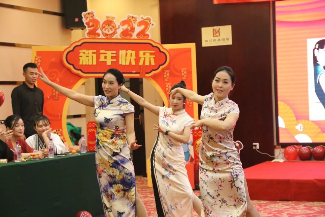 【火一动态】整“妆”待发，嗨翻2022|及月社2022迎新活动