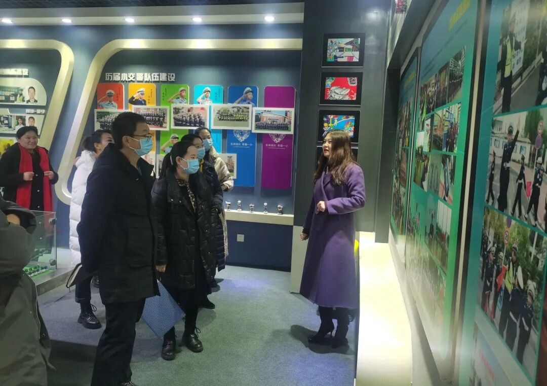 【火一动态】火炬一小接受绵阳市艺术教育特色学校专家组复核评估