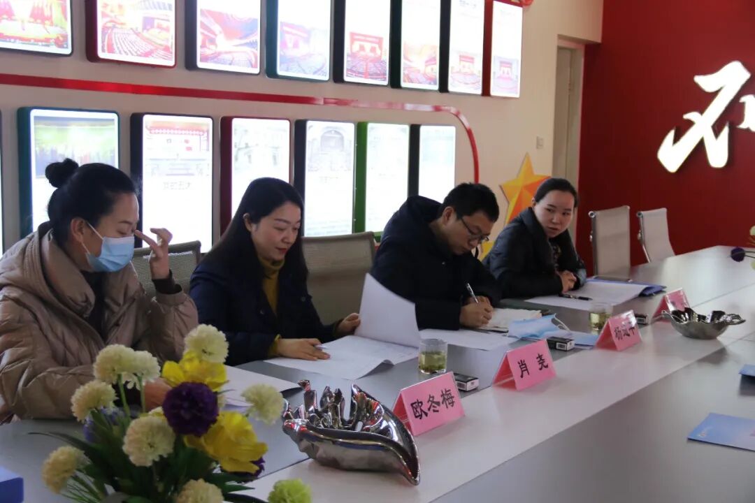 【火一动态】火炬一小接受绵阳市艺术教育特色学校专家组复核评估