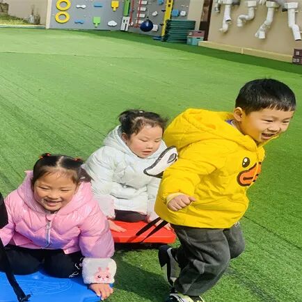 开学季·一幼开学典礼|春暖花又开，一起向未来